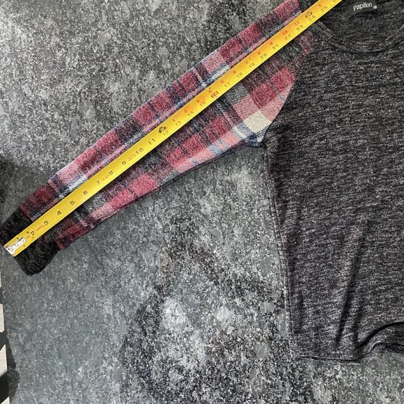 Red Plaid and Charcoal Grey Sweater Size M - Picture 6 of 8